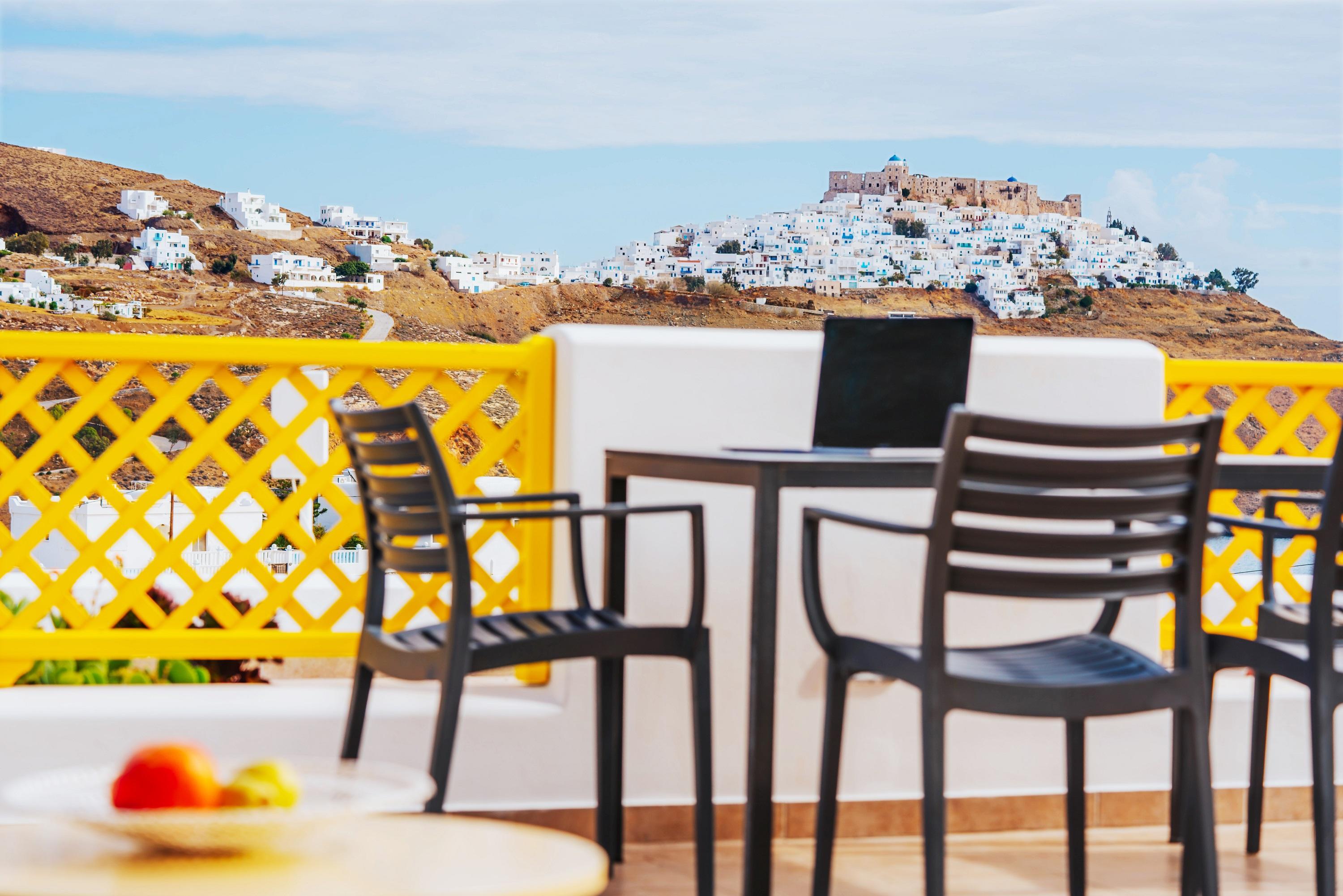 Aelia Apartments & Suites Livadi  Eksteriør bilde